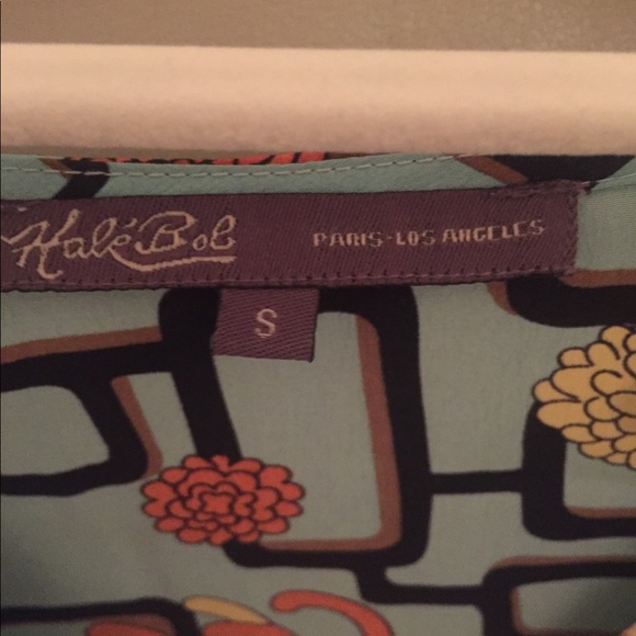 Beautiful Hale Bob Tunic! - Picture 2 of 3